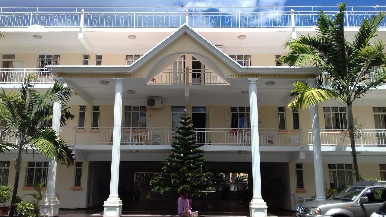 Alpha Villa Flic en Flac Екстер'єр фото