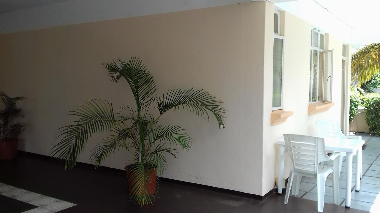 Alpha Villa Flic en Flac Екстер'єр фото