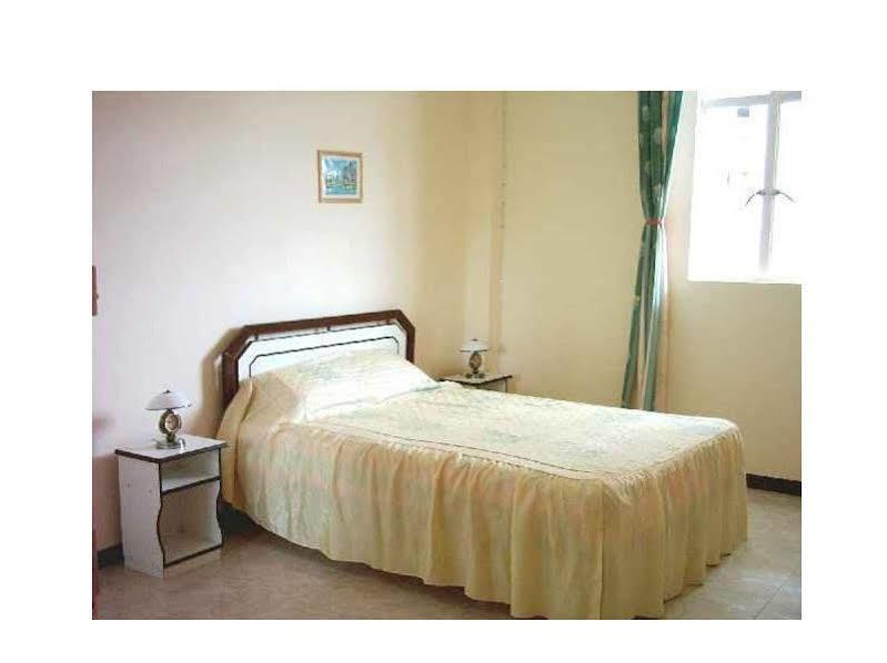 Alpha Villa Flic en Flac Екстер'єр фото