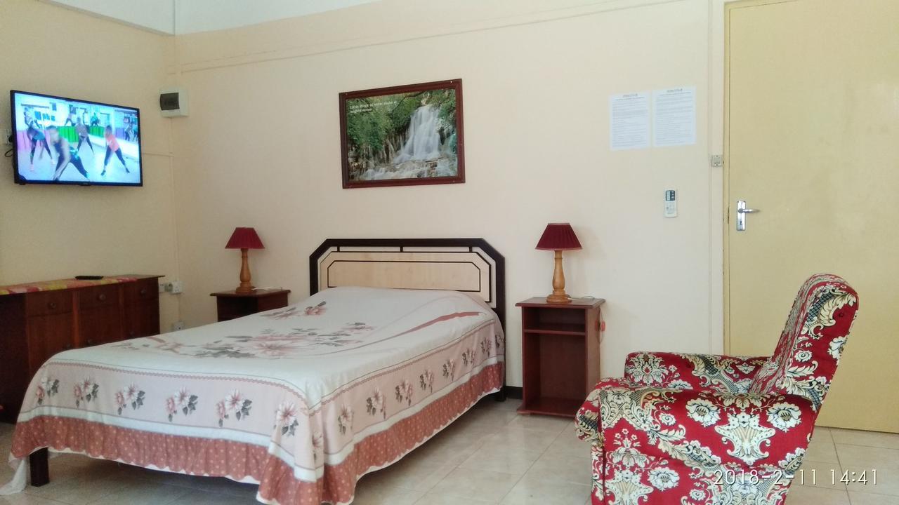 Alpha Villa Flic en Flac Екстер'єр фото