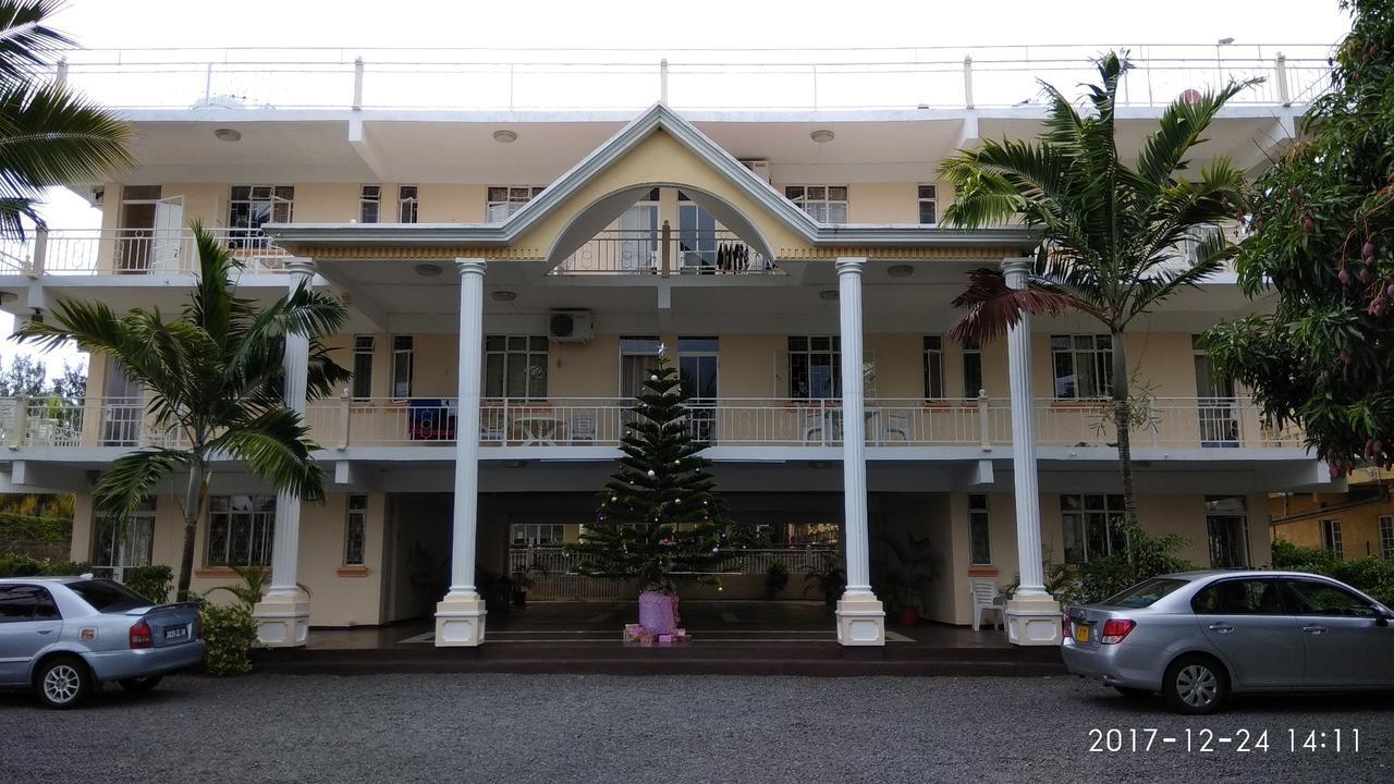 Alpha Villa Flic en Flac Екстер'єр фото